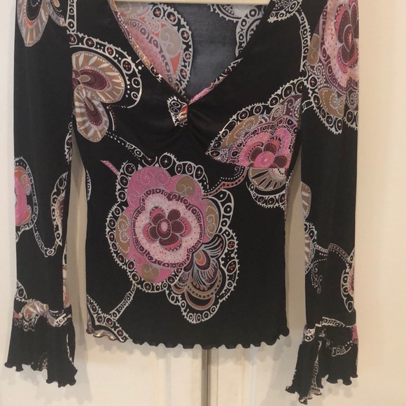 Trina Turk Black Multicolor V-Neck Boho Silk Top w/ Bell Sleeves - Picture 4 of 9